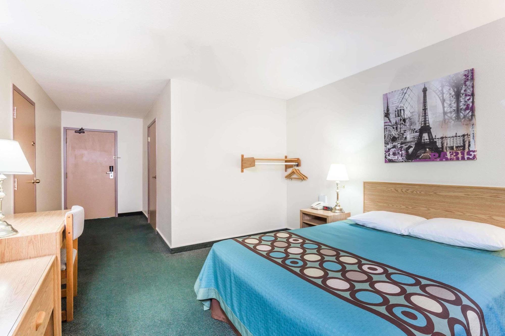 Hotel Super 8 By Wyndham Moose Jaw Sk Exterior foto